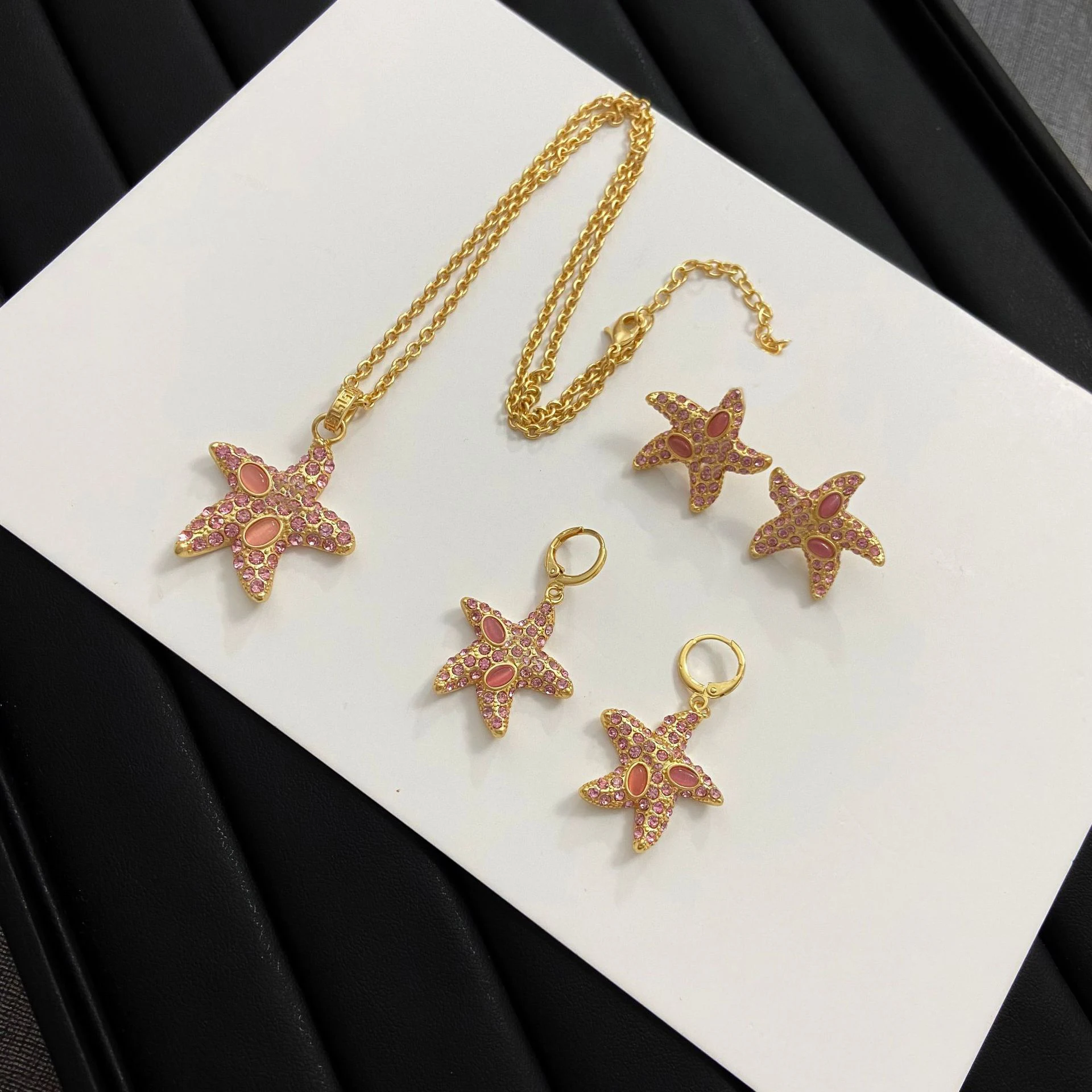 

Brand New Pink Color Beauty Retro Starfish Necklace Earring Ear Studs Sets with Full Crystal for Women Brass Plated 18K Gold