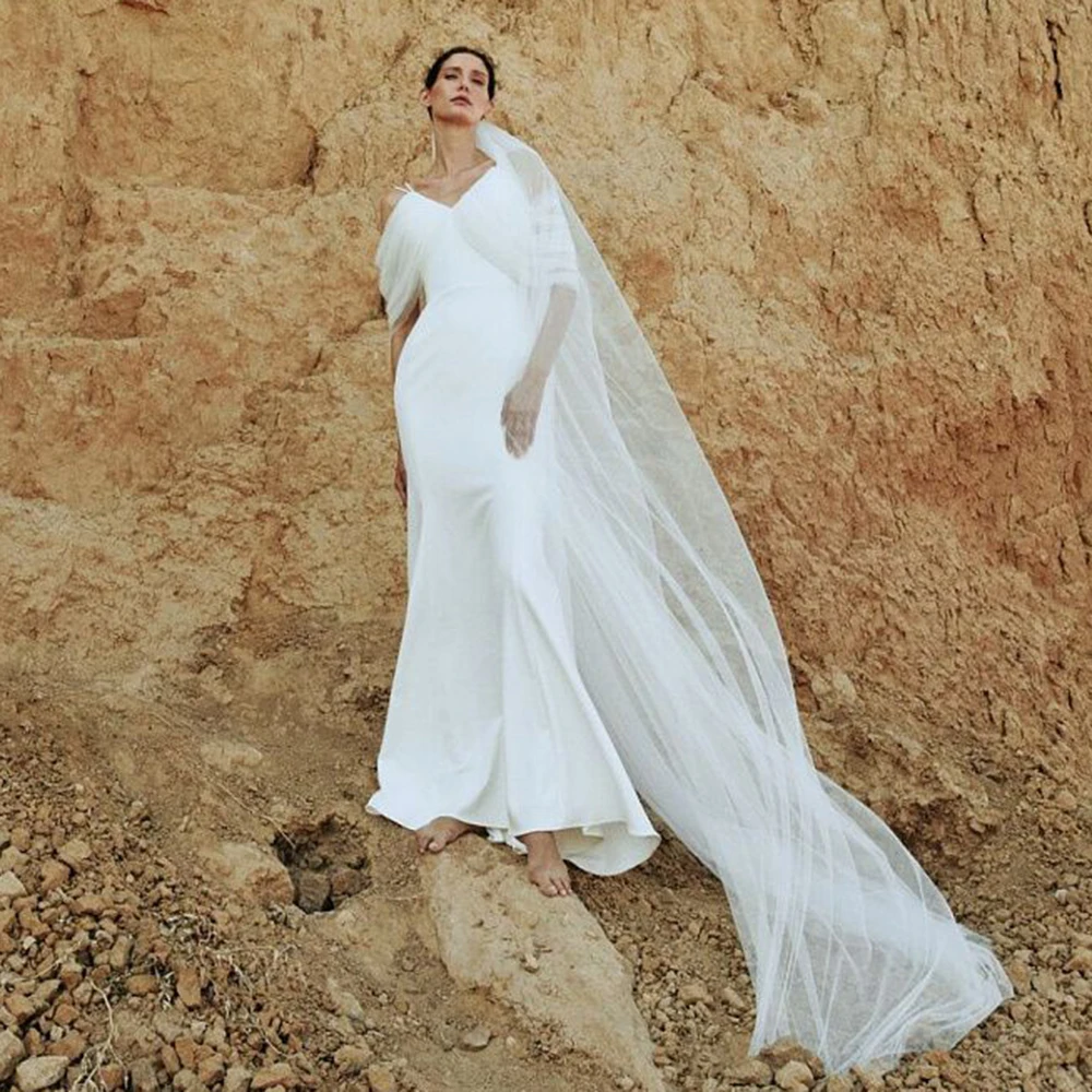 

UETEEY Mordern V-neck Wedding Dresses Off Shoulder Chic Mermaid Bride Gown Backless 2022 Sweep Train Vestido De Novia