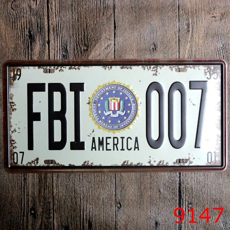 

Retro Car License Plate USA FBI 007 America Tin Signs Poster Home Bar Wall Decor