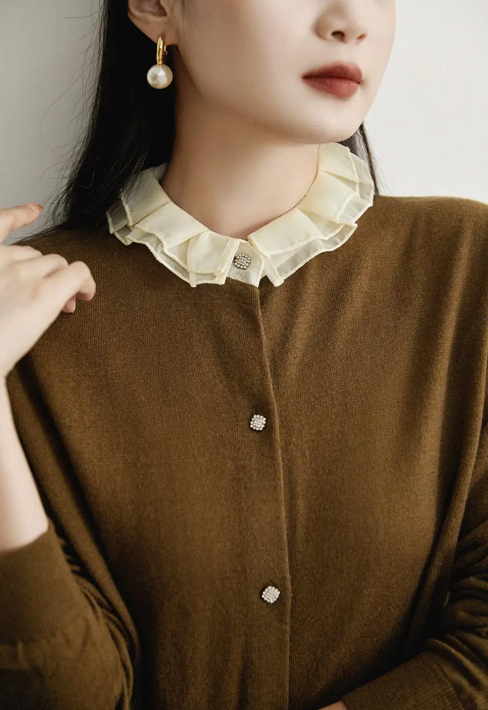 Женский вязаный кардиган с деревянным воротником-ушком длинная верхняя юбка