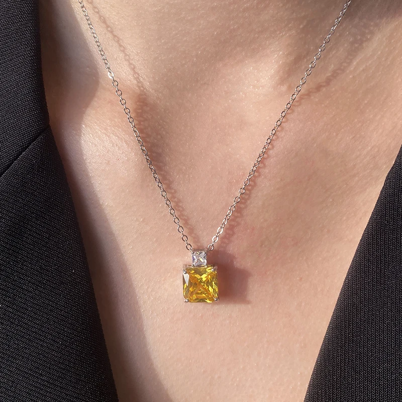 

Elegant Geometric Shape Green Crystal Pendant Necklaces Cubic Zirconia Necklace For Women Birthday Wedding Hot Sale Jewelry