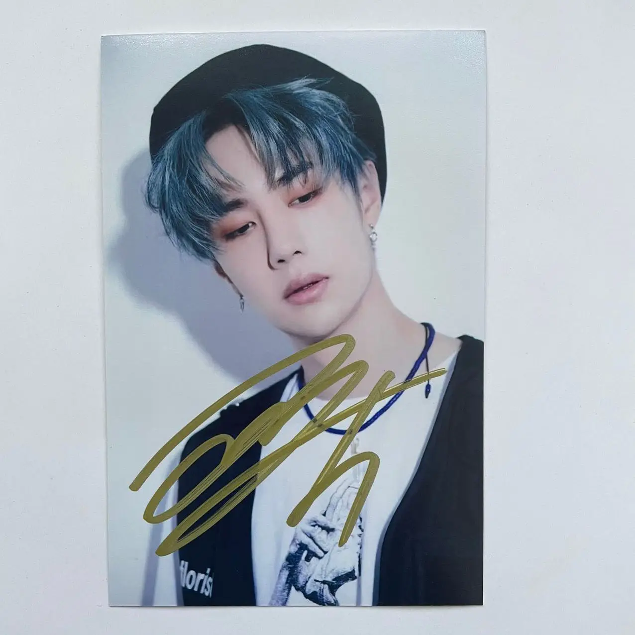 

Фотография Ван Ибо 6 дюймов