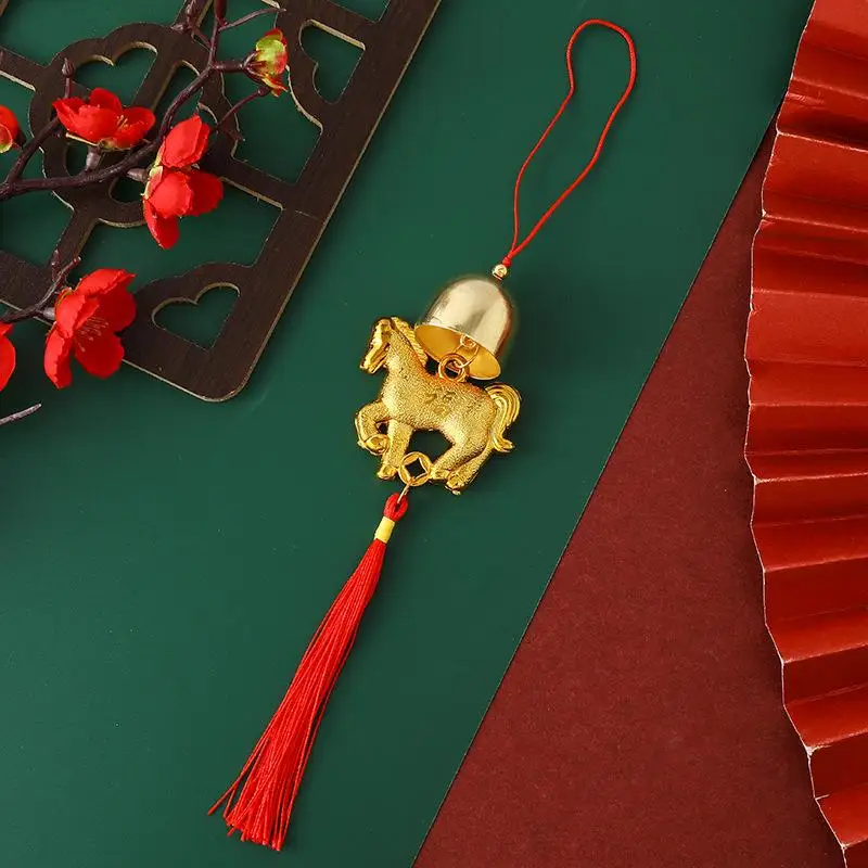 Зеленая статуэтка лошади N2HAO 2026 года