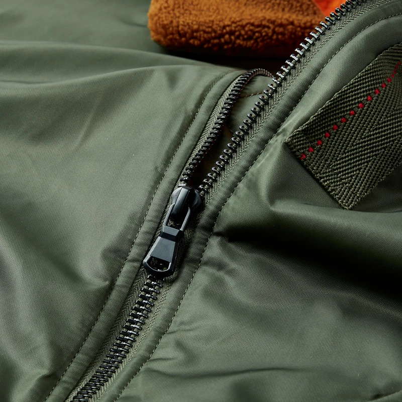 Man Parka Jackets 2022 New Winter Thick Outdoor Windbreak Waterproof Men Bomber Coat