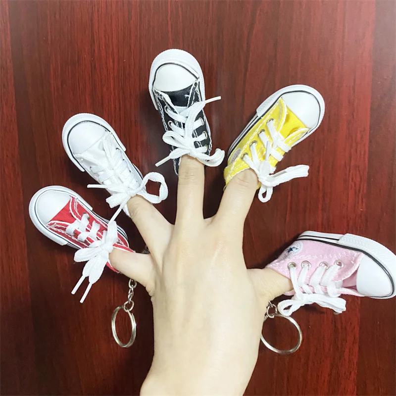Mini Hi Top Canvas Sneaker Tennis Shoe Keychain For Men Women Blue Pink Black White Sports Shoes Keyring Doll Funny Gifts
