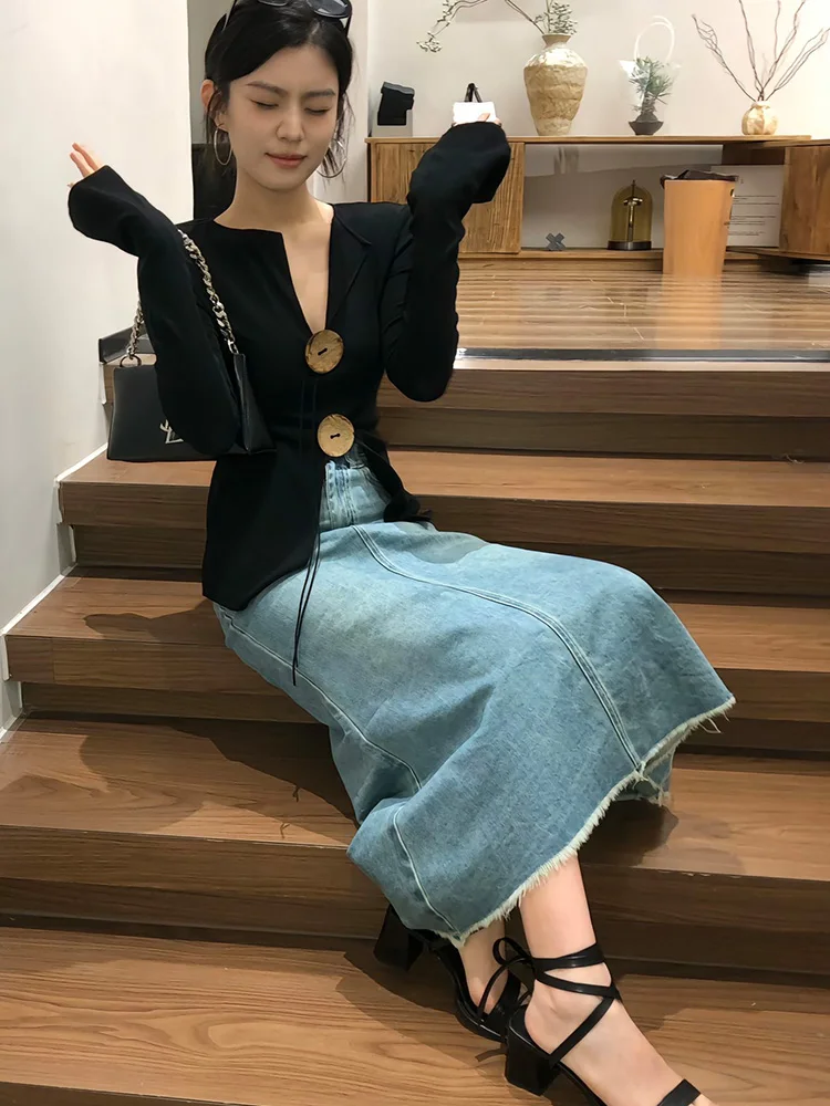 Early Autumn Idle Sle Design Sense Black Slim fit Split Knit Pullover Sweater Women and Winter Outdoor Top