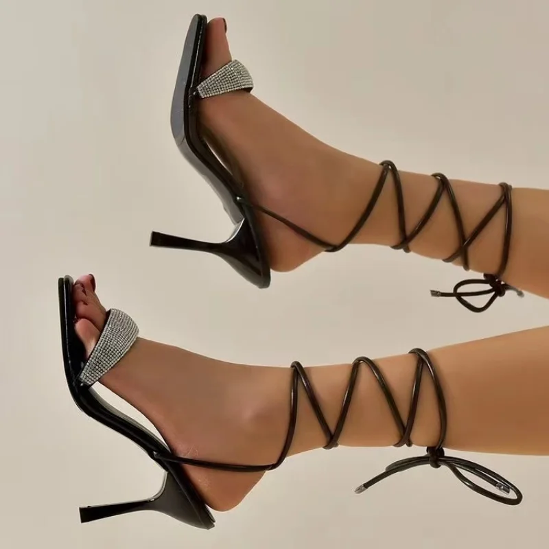 2022 Large Size Sandals Women's 2022 Thong High-heeled Roman Shoes Strappy Rhinestone Stiletto Fashion Sandals 43 Heels Women