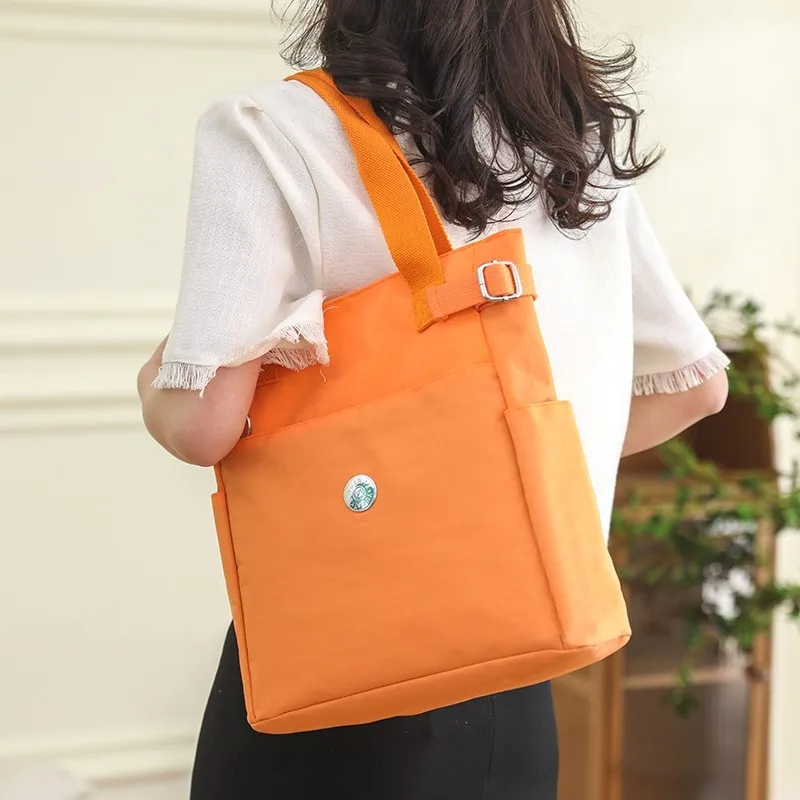 

2023 Simple Nylon Tote Bag Solid Color New Women's Casual Large Capacity Shoulder Bag Korean Commuter School Large Canvas Bags