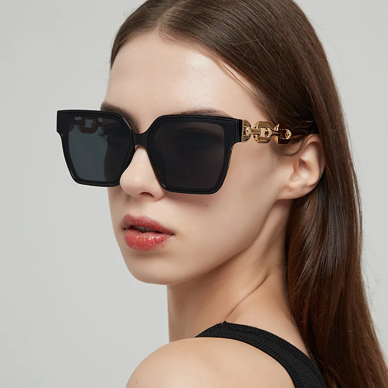 

Luxury Square Metal Chain Sunglasses for Women Trend Brand Designer Sun Glasses Oversized Black Sun Mirror 2023 Female Eyewear