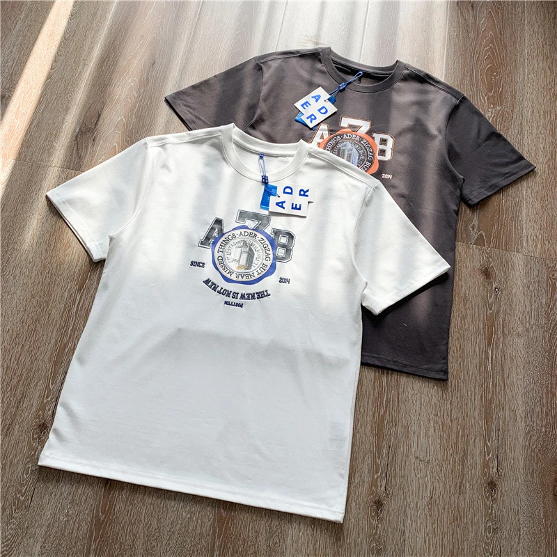 

Футболка из хлопка с короткими рукавами и вышивкой