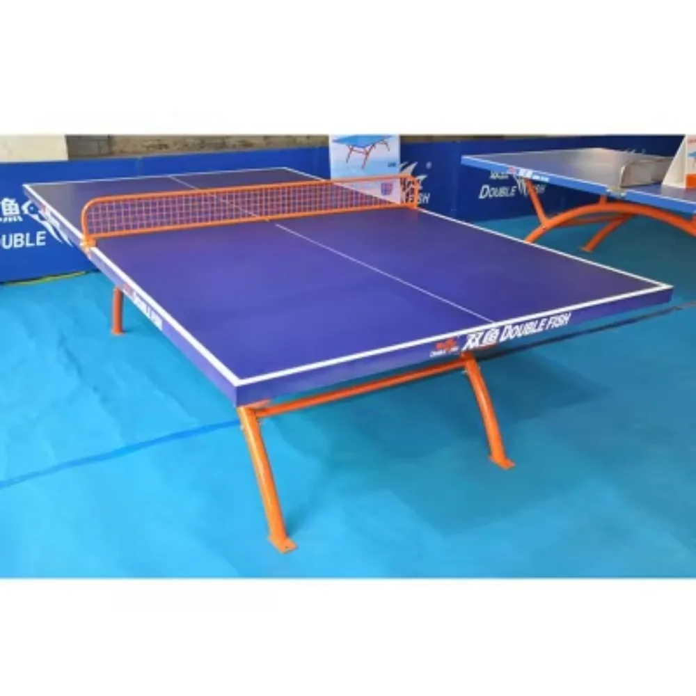 Стол из металлического материала для профессиональных тренировок