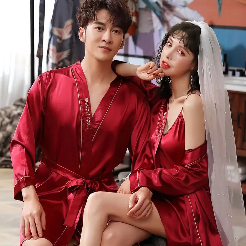 1 【Buy a send a set of】 the spring and autumn period and the couple robe silk pajamas women married silk red ice silk bathrobe