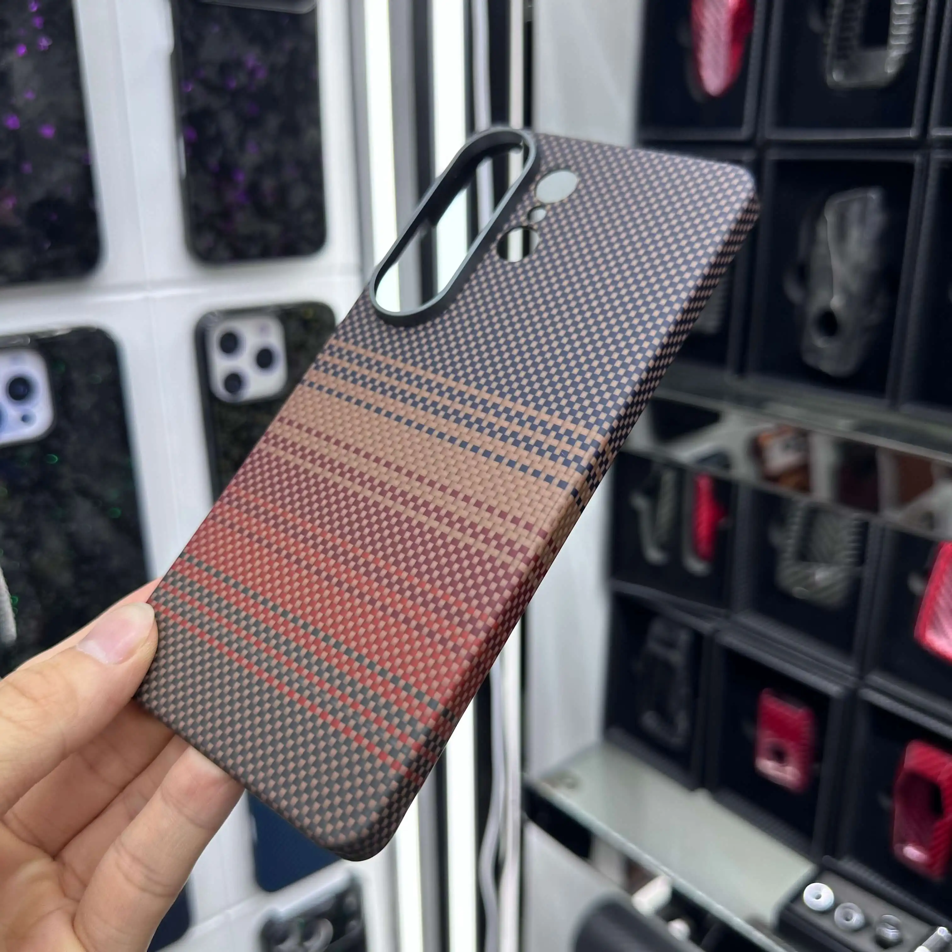 Фото Потрясающий арамидный чехол для Samsung S26 Ultra, с плетеным дизайном «Сумеречный горизонт», тонкий магнитный бампер Magsafe для S26 Ultra №4