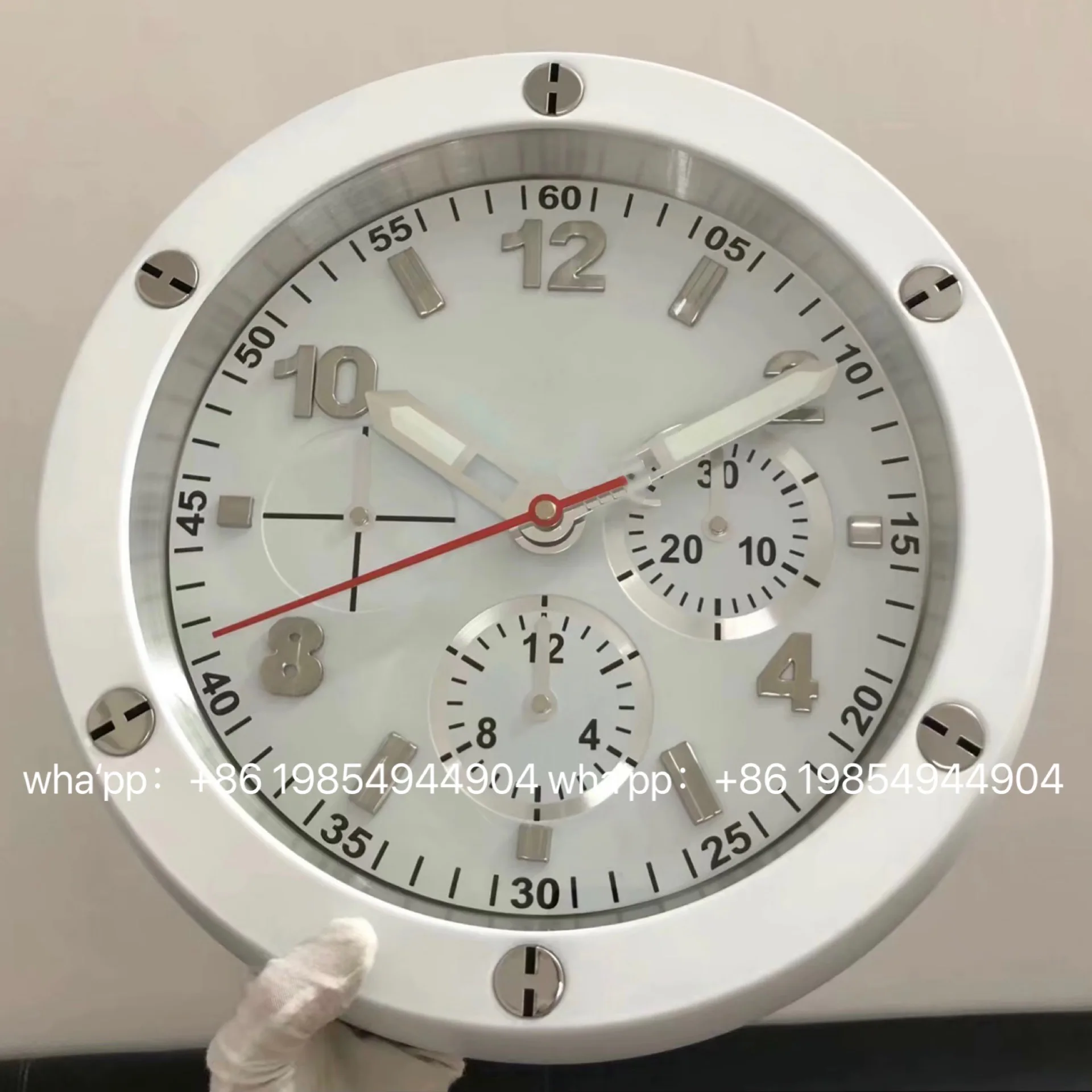 Металлические художественные часы декорация настенные Style с логотипами