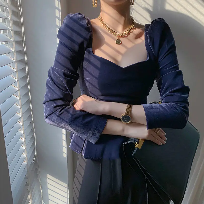 

Autumn and winter new women's French retro blue velvet square neck long-sleeved shirt niche design puff sleeve shirt