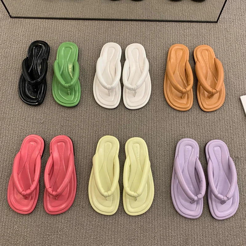 

2022 Trendy Candy Colorful Slippers Women Outdoor Clip Toe Shoes Flats Summer Slides Women Casual Flip Flops