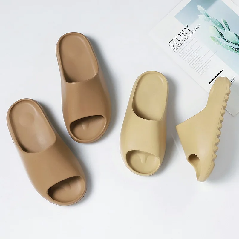 

New Thick Platform Bathroom Home Slippers Cloud Slippers Women Soft Sole Indoor Slides Sandals 2022 Summer Non-slip Flip Flops