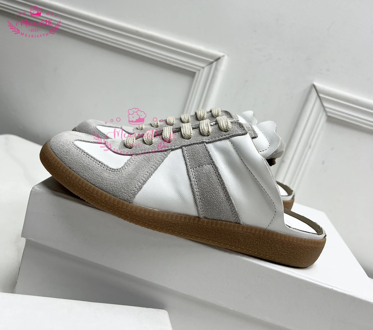 

Classic Trainers Women New Genuine Leather Suede Casual Half Slippers Men 2023 Summer Lace-up All-match Retro Flat Shoes Unisex