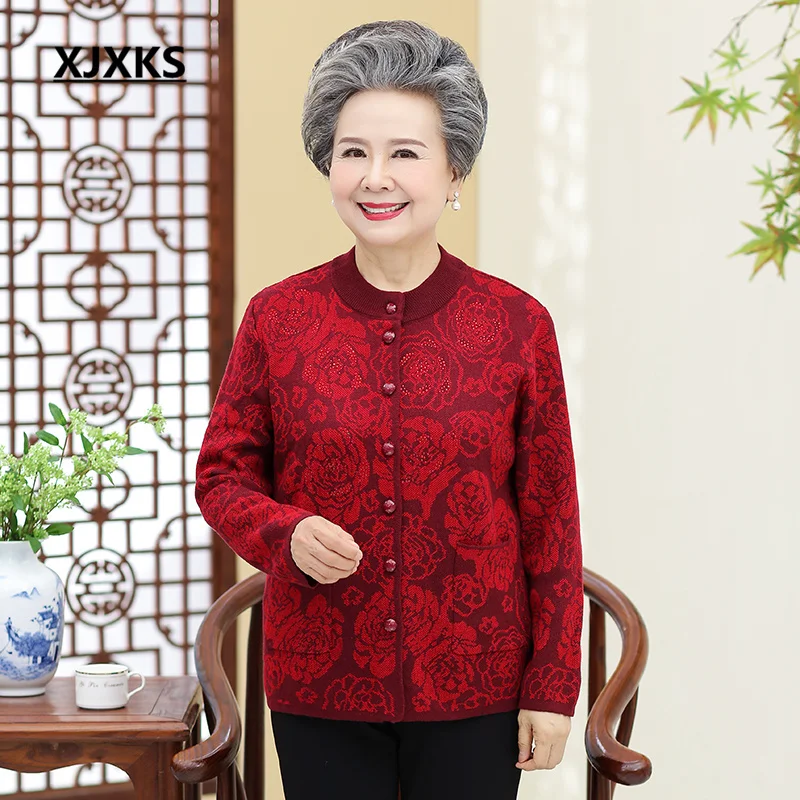 

XJXKS Round Neck Long-sleeved Women Jacket 2022 Autumn Winter New Large Size Middle-aged And Elderly Cardigan Sweater Chaquetas