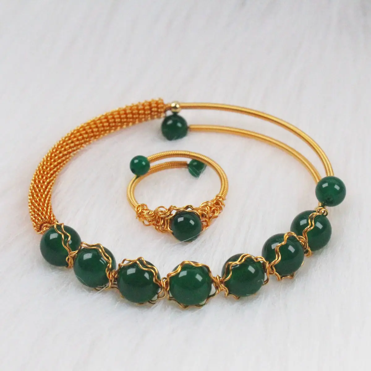 

Rings Bracelet Mother's Day Ice Seed King Green Chalcedony 14K Hand-Wound Silk Ring Bracelet Set Box Girlfriends Style