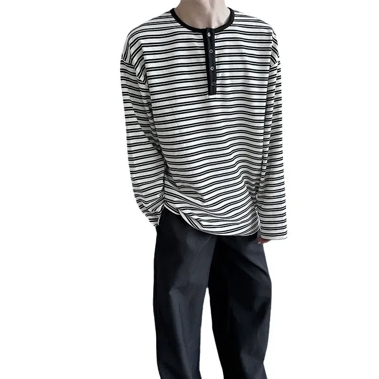 Осень 2024 винтажная футболка свободного кроя с воротником на пуговицах полосатая