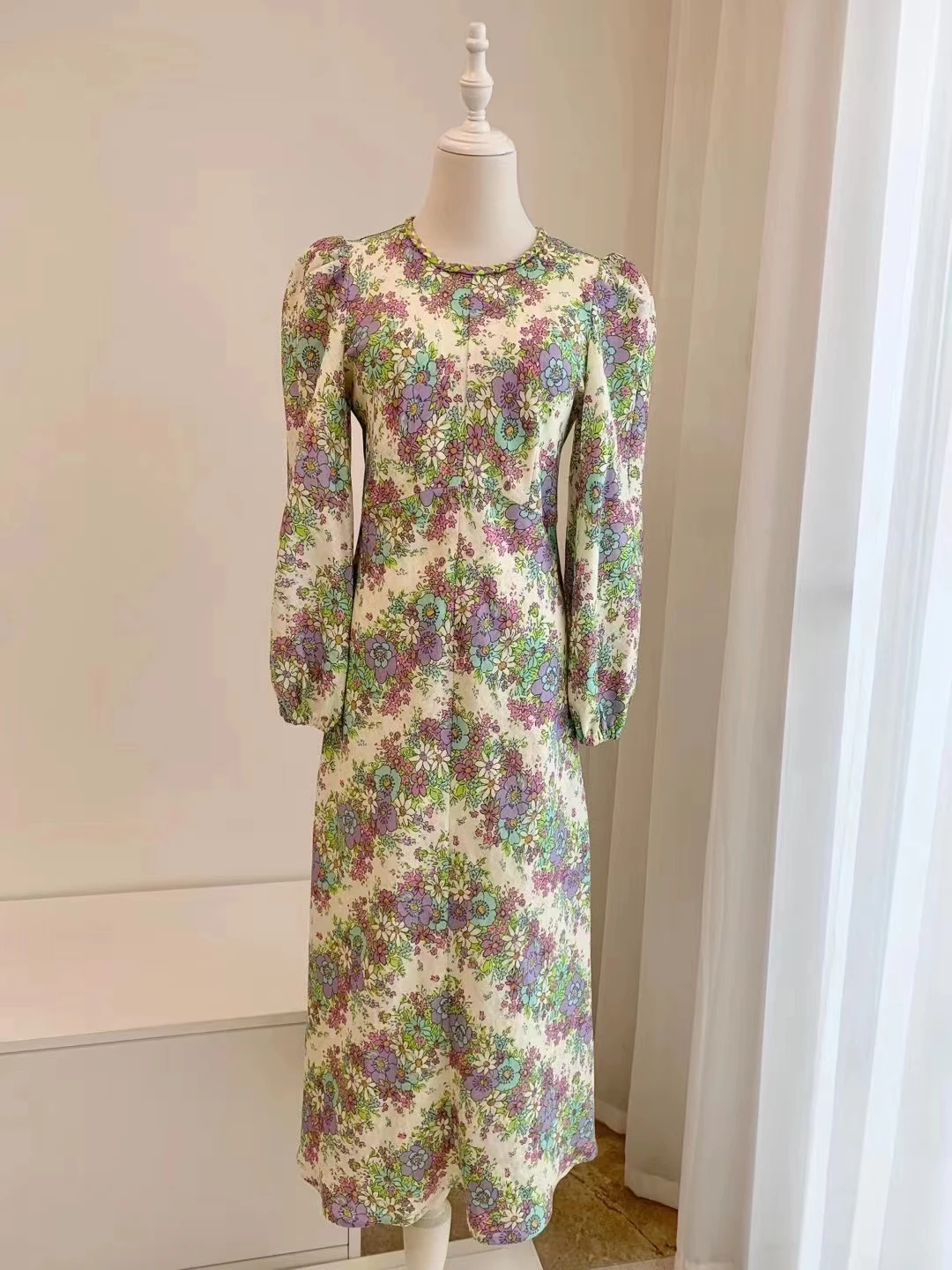 

Women O Neck Long Sleeve Floral Print Linen Midi Dress