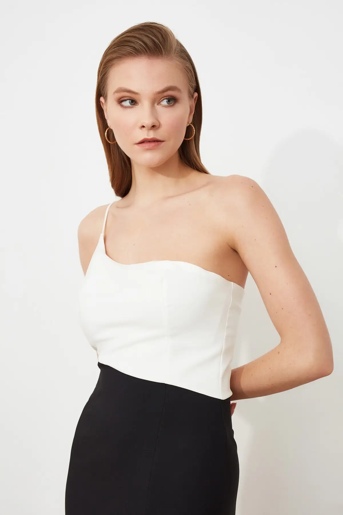 

Trendyol With Color Block Evening Dress & Graduation Gown TPRSS21AE0282