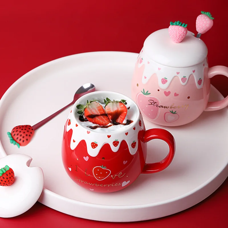 

Strawberry Coffee Mug Cup Lovely Ceramic Mug with Lid Spoon Creative Milk Coffee Cup Kitchen Drinkware Mugs Girls Water Cups