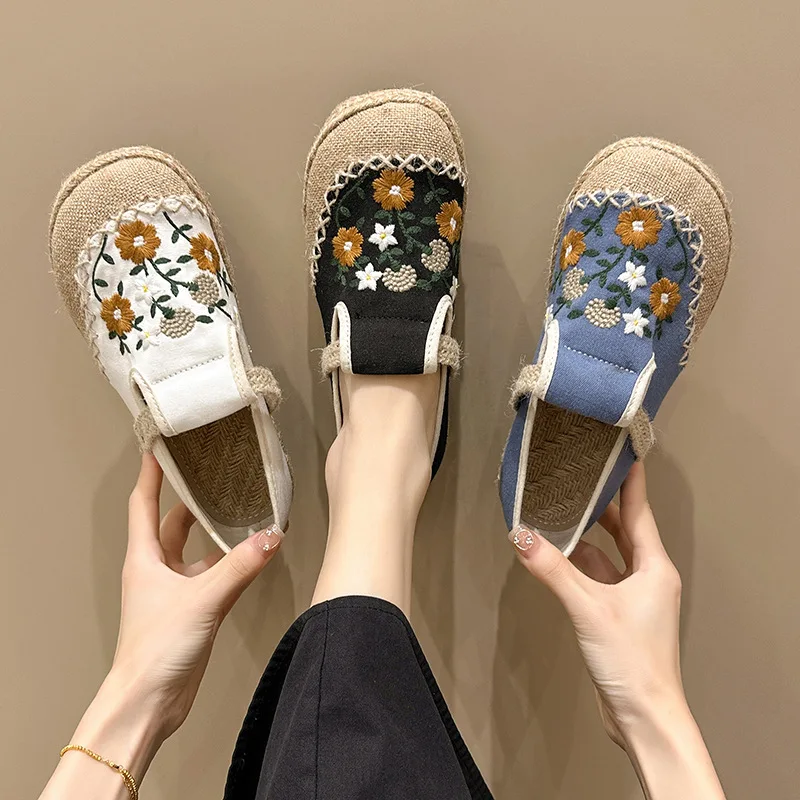 

2023 Women Linen Canvas Slip-On Flat Shoes Comfortable Retro Loafers Ladies Casual Embroidered Sneakers Hemp Sole
