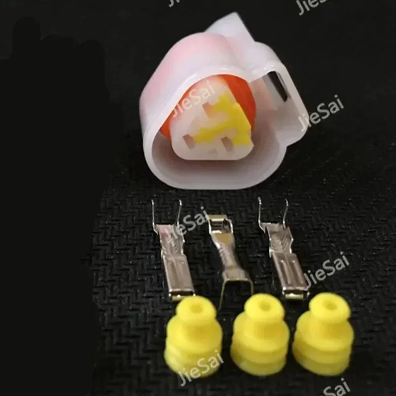 

Водонепроницаемые разъемы для авто FW-C-3M-B FW-C-3F-B