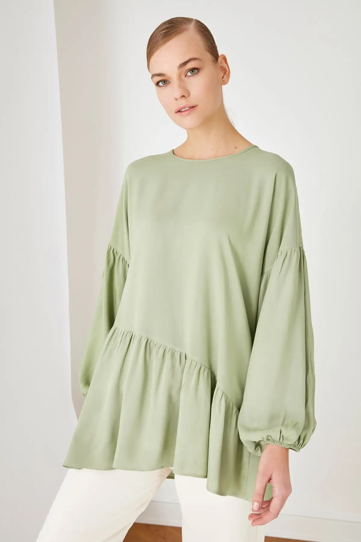 

Trendyol шеи велосипеда Туника TCTSS21TN0172