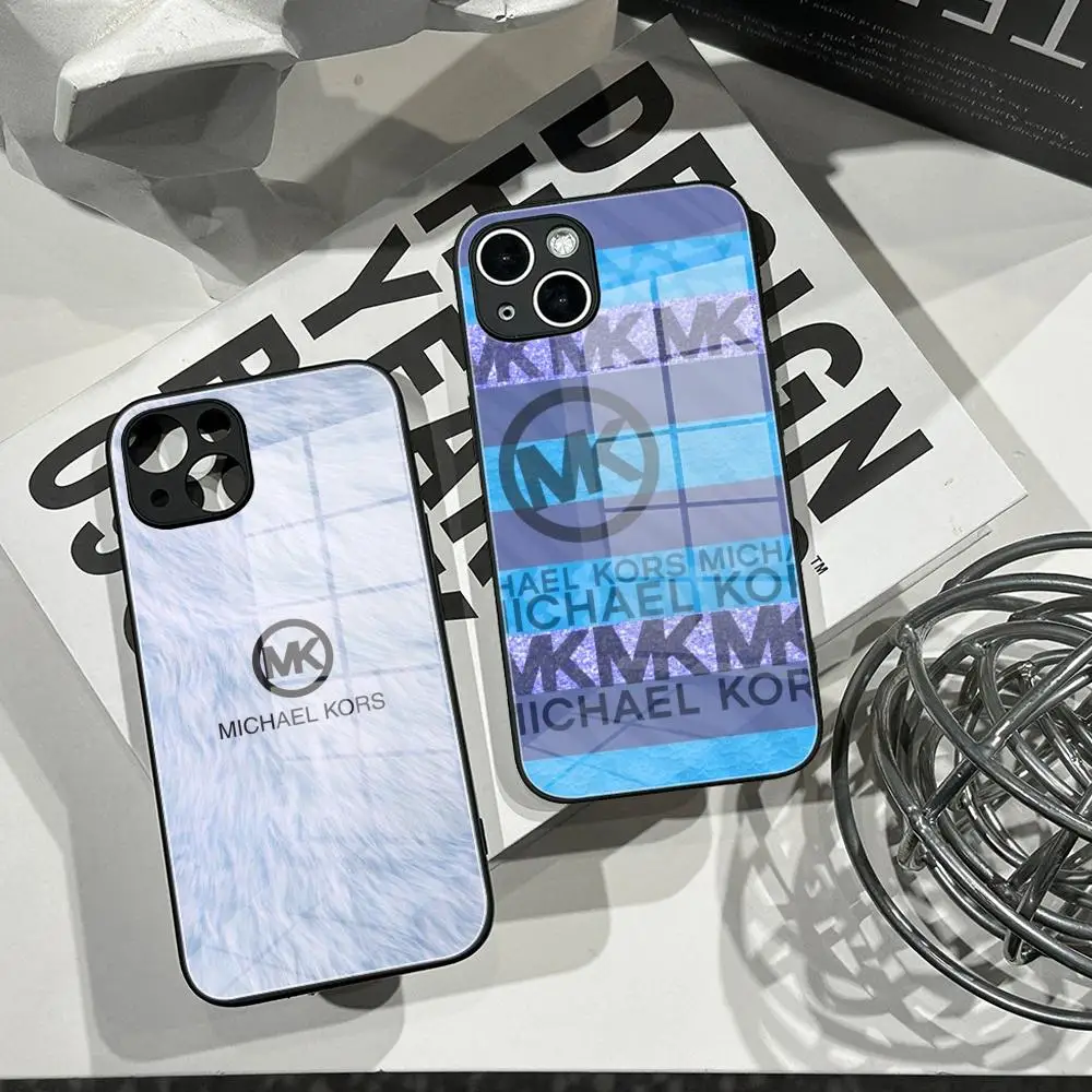 Фото Чехол M-Michael Kors M-K из закаленного стекла для iPhone 16 Pro Max, 14, 12, 17 Pro, Air 15, 16 Plus, 13 Pro Max №1