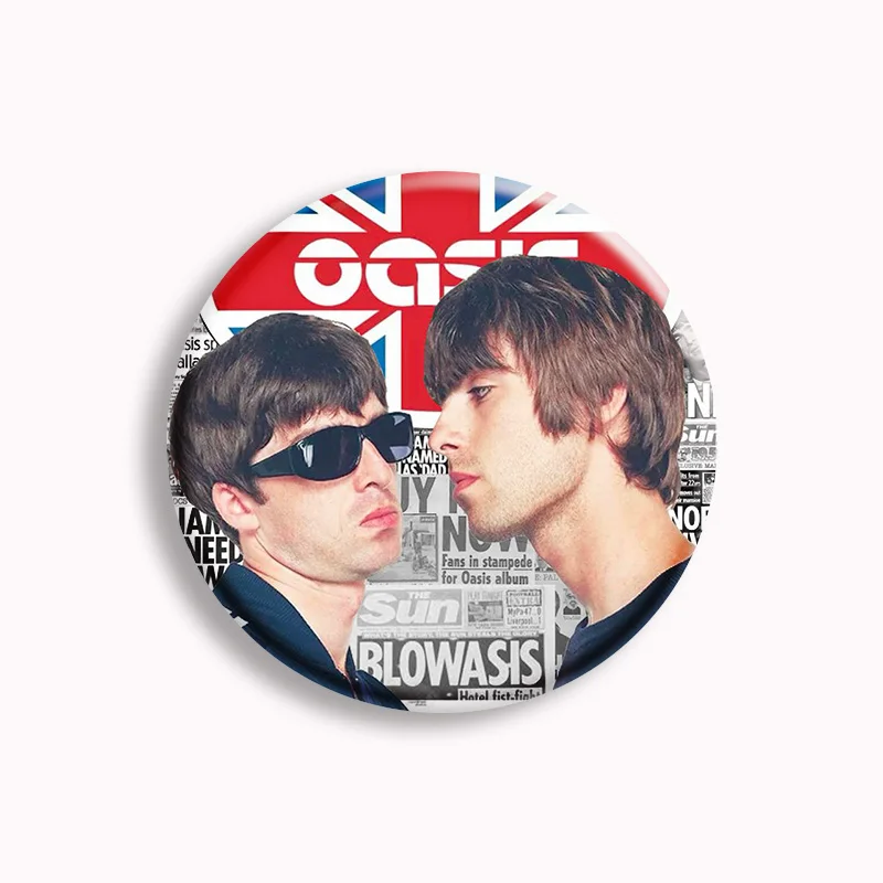 

Металлическая булавкa Oasis Band