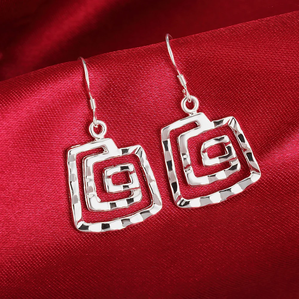 Женские серьги из серебра 925 пробы