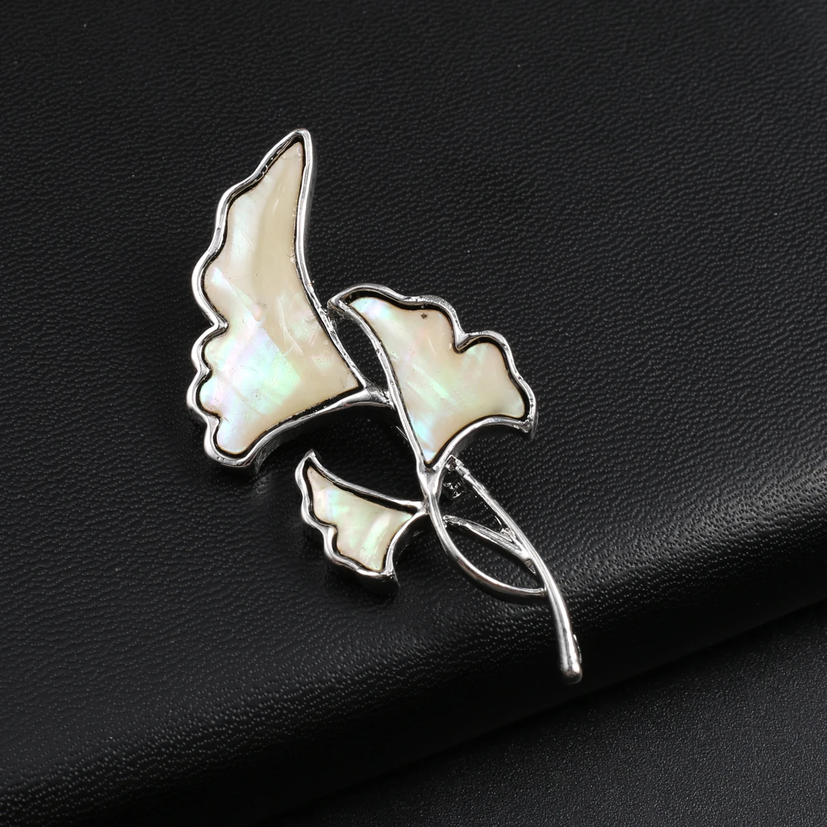 

Natural Freshwater Shell Ginkgo Leaf Alloy Pendant Jewelry Making DIY Necklace Accessories Banquet Party Dress Pin Decoration