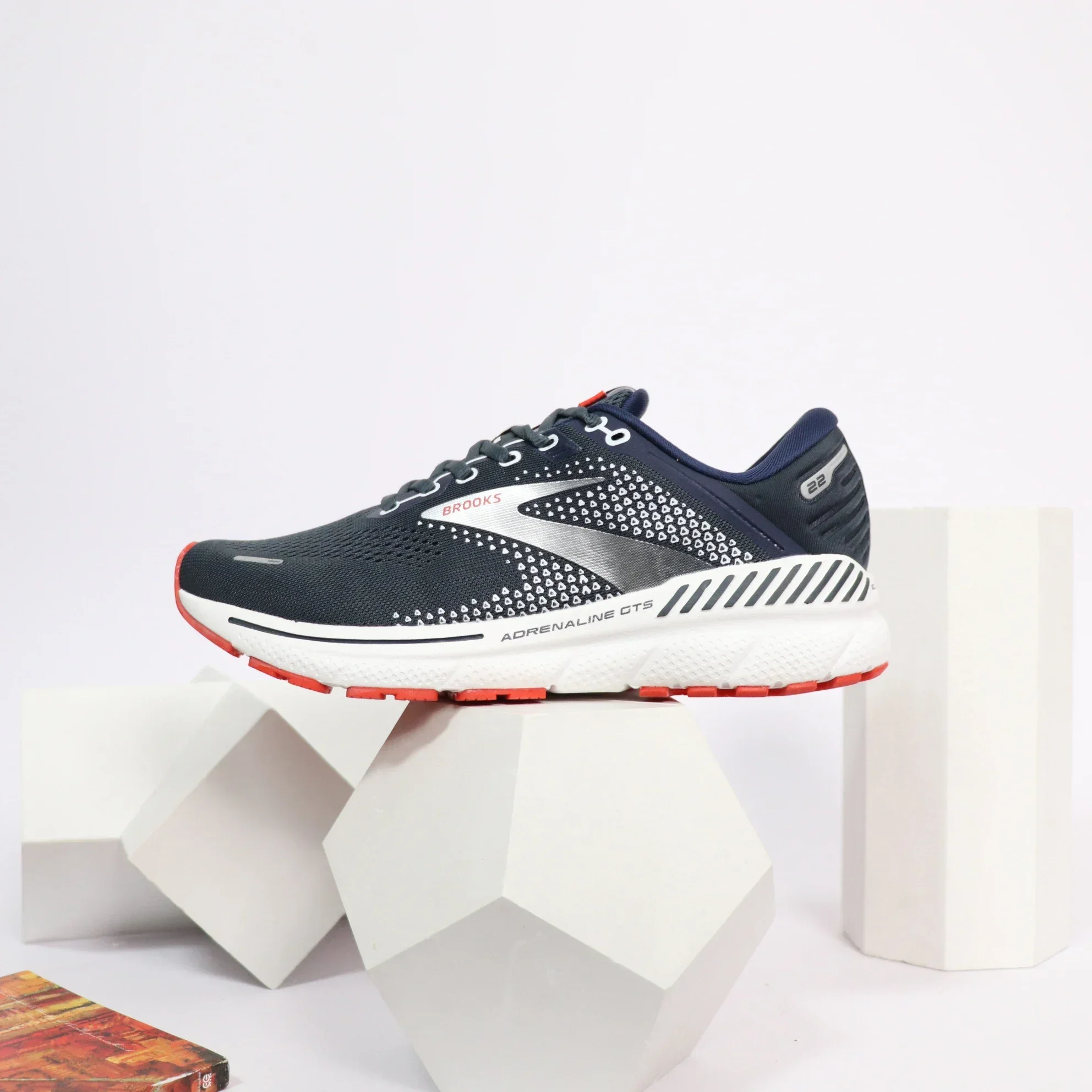 Кроссовки BROOKS спортивные тренировочные повседневные кроссовки Adrenaline GTS 22 черные