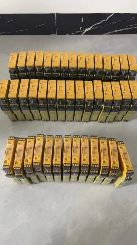 Реле безопасности Pilz X3 774318 774310 X3P 777310 X4 774730