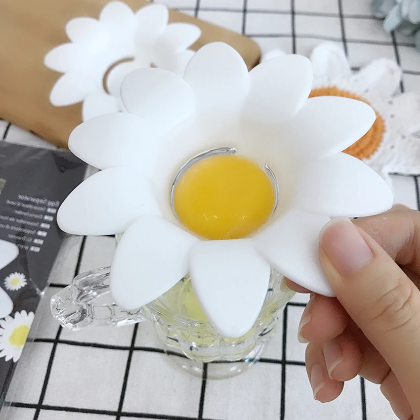 1pcs Cute Egg Separator Plastic Egg White Yolk Divider Flower Design Baking Tools Egg Extracto Kitchen Accessories Gadgets
