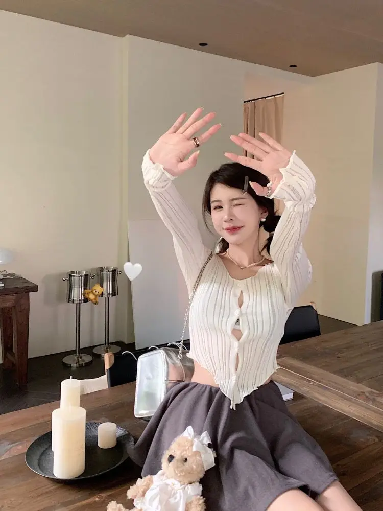 Футболки женские трикотажные с длинным рукавом однотонные Асимметричные