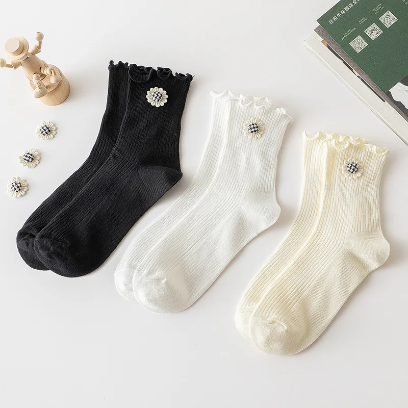 

Korean Version Socks Women's Academic Style Kawaii Japanese Woman Clothes Solid Color Harajuku Daisy Trendy Mid Tube Socks Cute