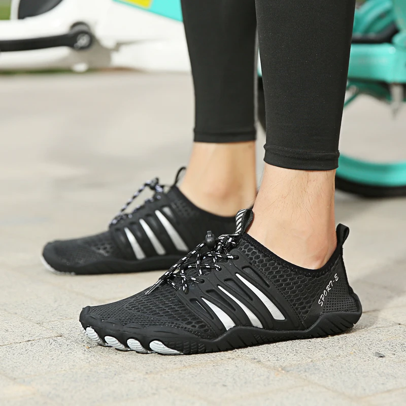 Men and Women Beach Sandals Breathable Men's Outdoor Surfing Shoes Comfortable Aqua Footwear Drifting Shoes Zapatos De Agua