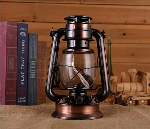 

Керосиновая лампа Claeted