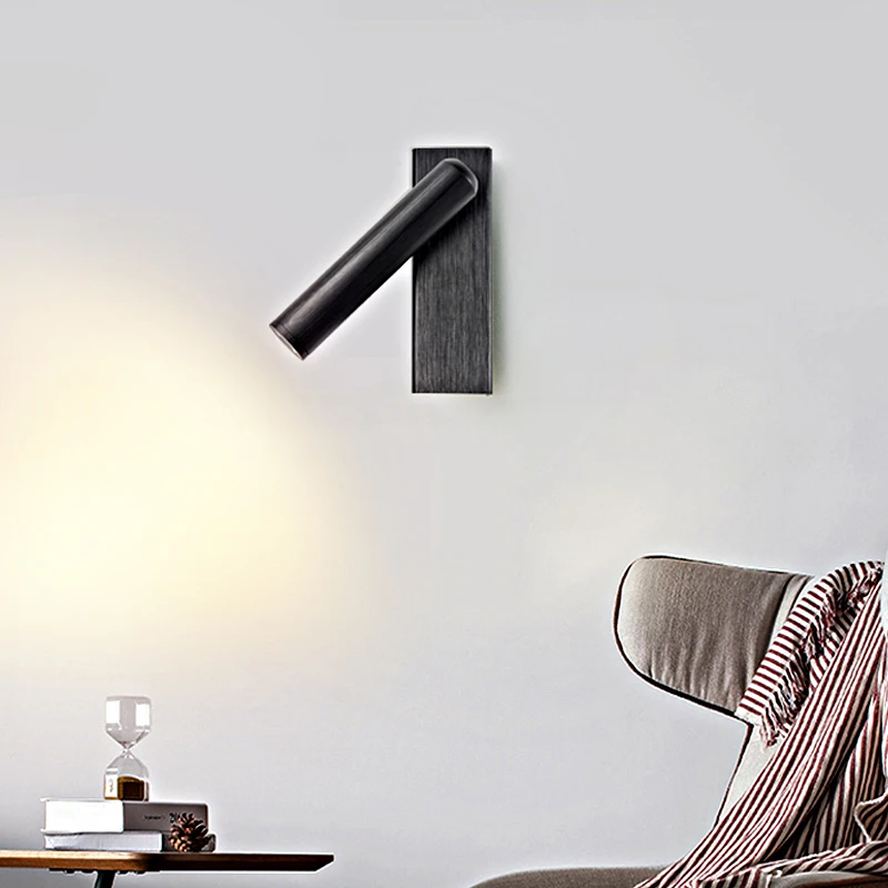 Комнатный настенный светильник вращающийся на 350 ° алюминиевый с выключателем