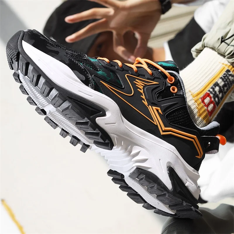 

2022 Fashion Men's Casual Shoes Thick bottom Outdoor Shoes Men Fashion Sneakers Comfortable Breathable Lace-up Shoes