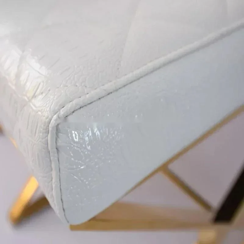 Набор из 4 обеденных стульев с золотым каркасом нержавеющей стали кожаная спинка