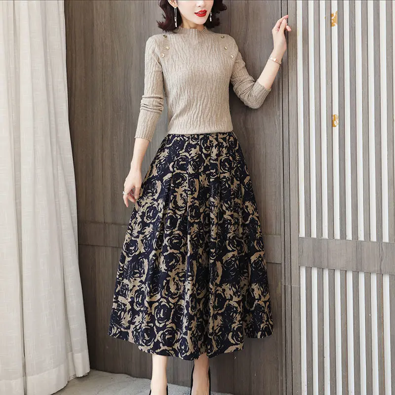 Платье-миди женское приталенное с цветочным принтом эластичная талия