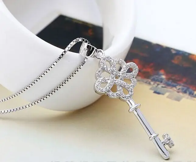 

ANGLANG Luxury Key Design Pendant Necklace Bridal Wedding Shiny CZ Stone Romantic Gift Elegant Necklace Jewelry for Women