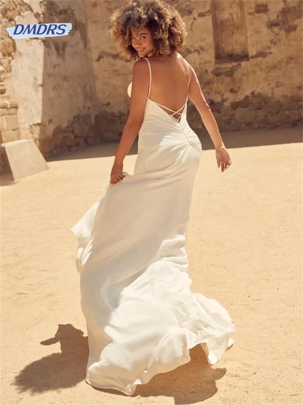 Рисунок 3 - Женское свадебное платье-футляр