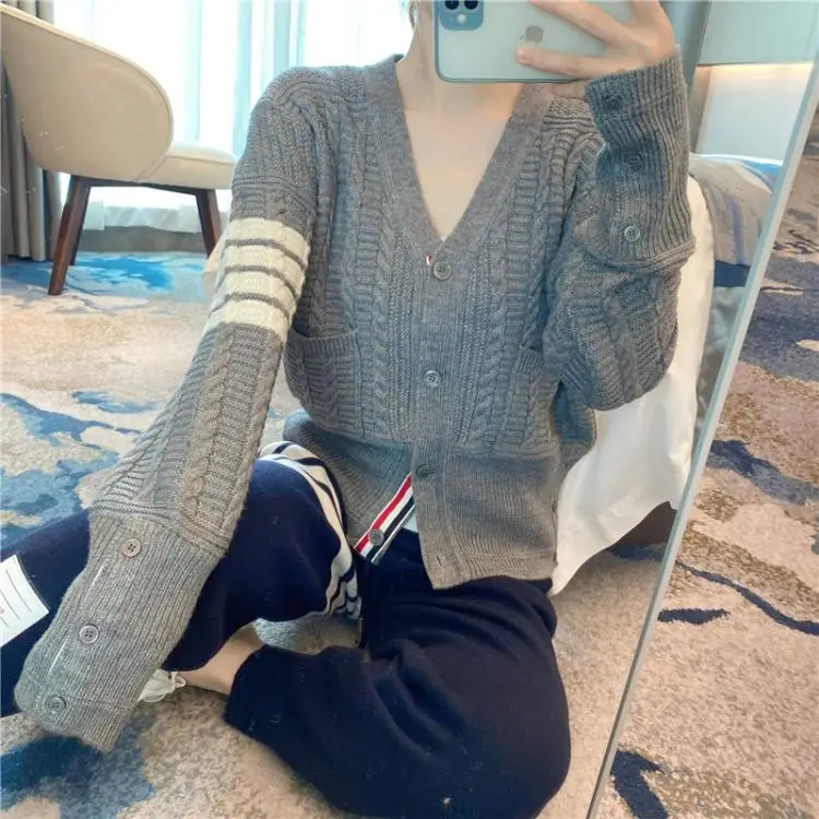 Net red star with the same sweater jacket cardigan women's long-sleeved autumn tb four-bar V-neck loose woolen sweater