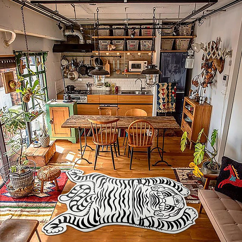 

Living Room Carpet Cartoon Abstract Tiger Home Decoration Bedside Rug Large Area Children Bedroom Cute Cloakroom Mat ковер Tapis